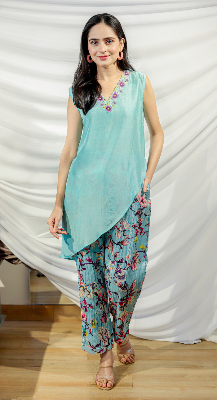 Sky Blue Elegance (Floral)