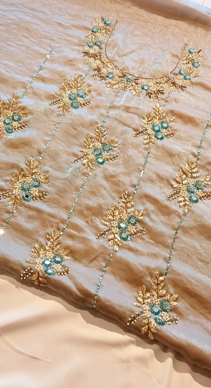 Zarqash Bloom Organza Silk Blend Unstitched Suit