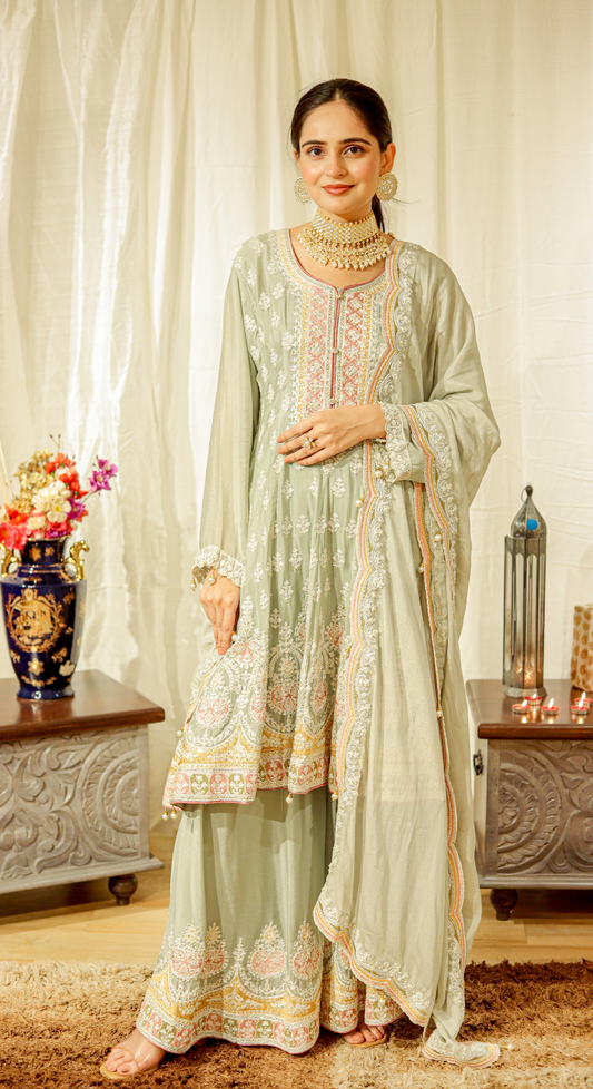 Pista Emerald Elegance