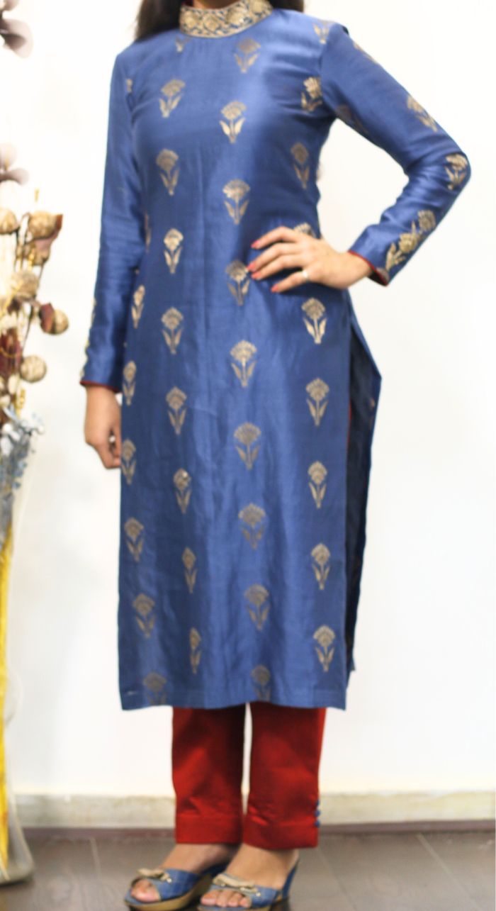 Ethnic Suit Set With Embroidery