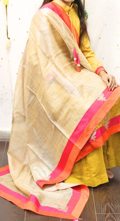 Ethnic Delicate Suit Set