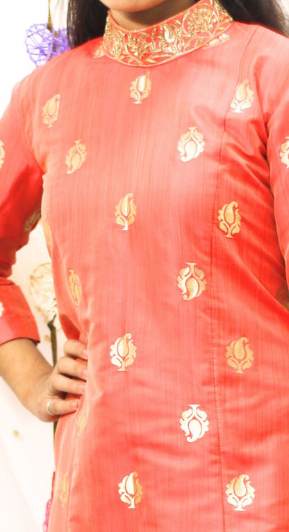 Elegant Silk Suit With Pants