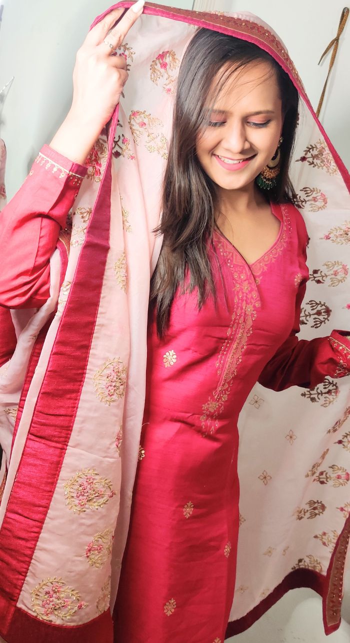 Classy Silk Magenta Suit