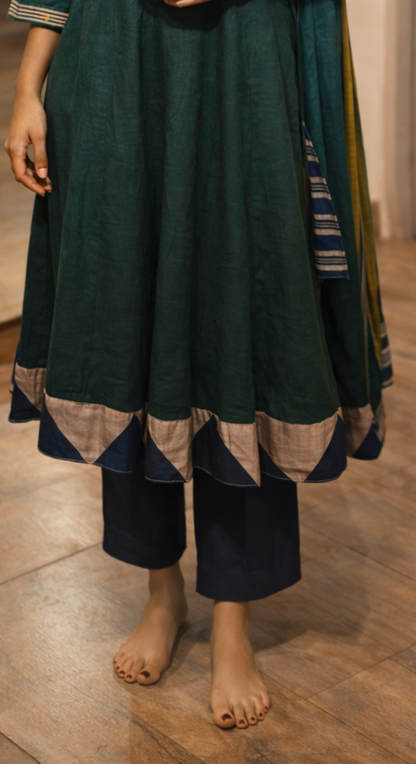 Noor-e-Saheli Anarkali Suit