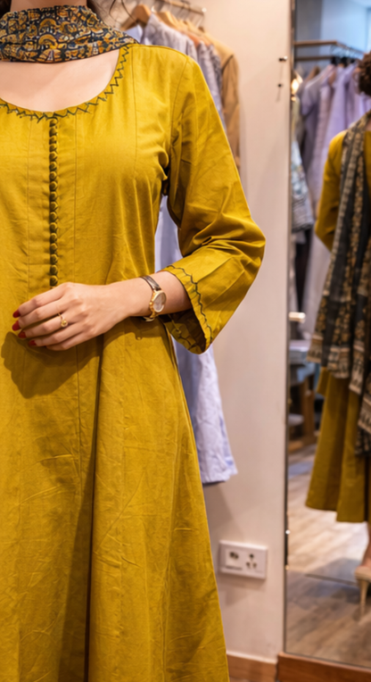 Rajsi Rehmat Anarkali Suit