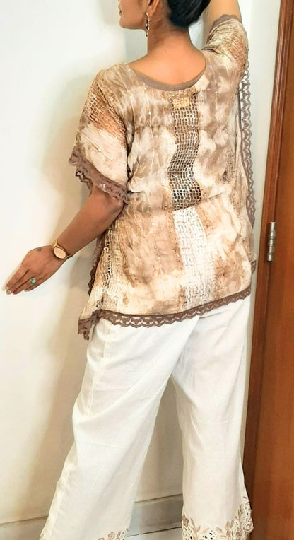 Kaftan Top With White Pants